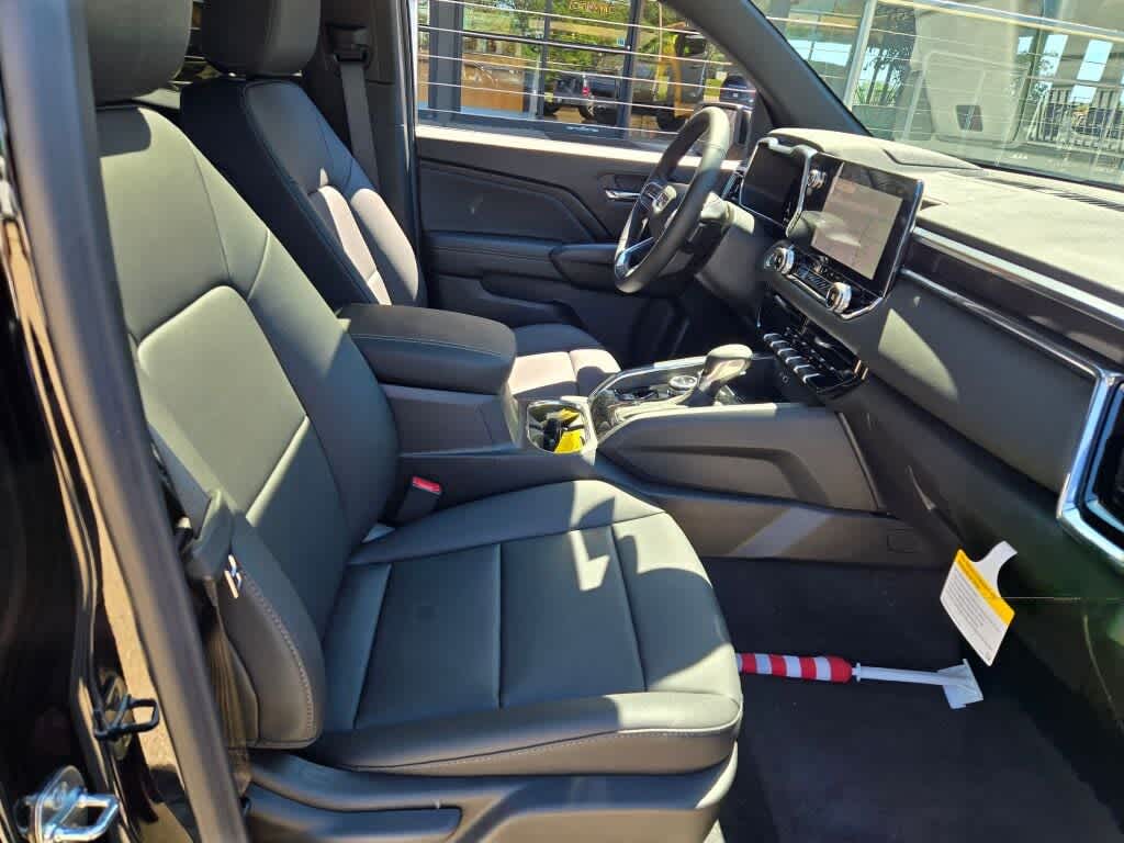 2026 GMC Canyon — detail view