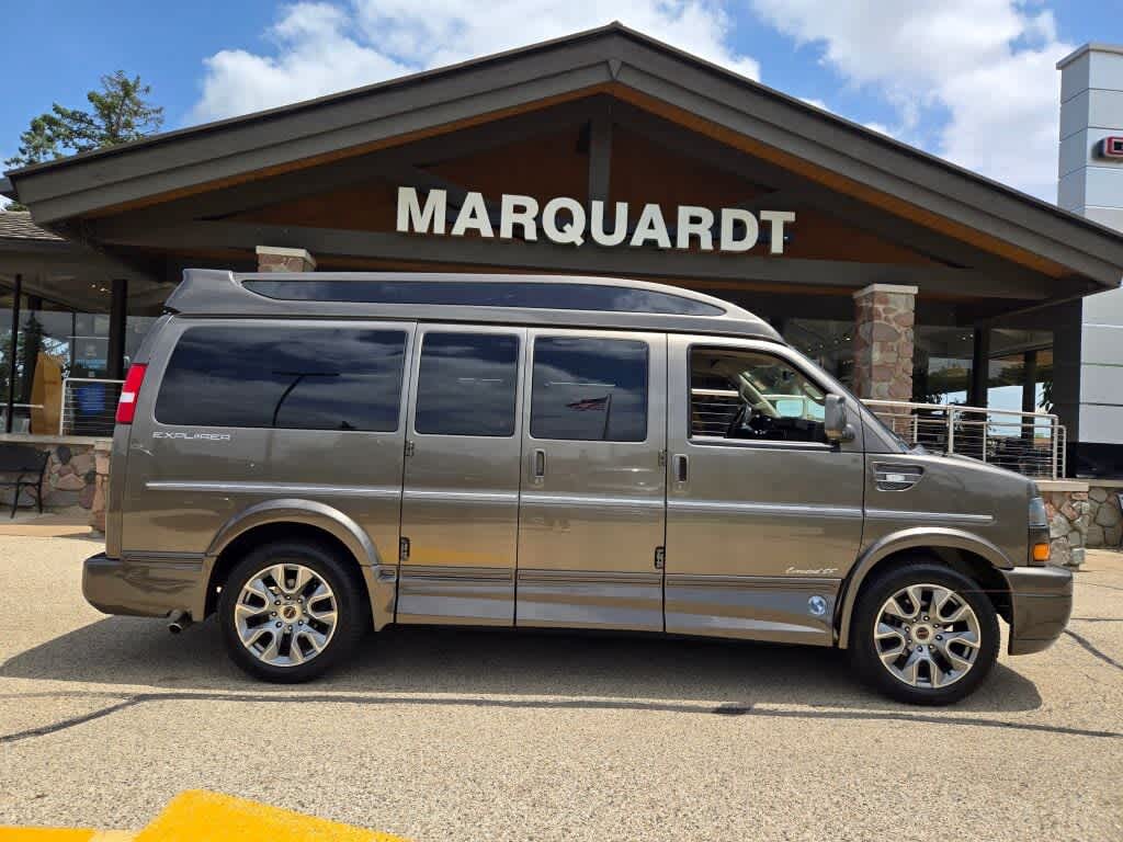 2023 GMC Savana Cargo 2500