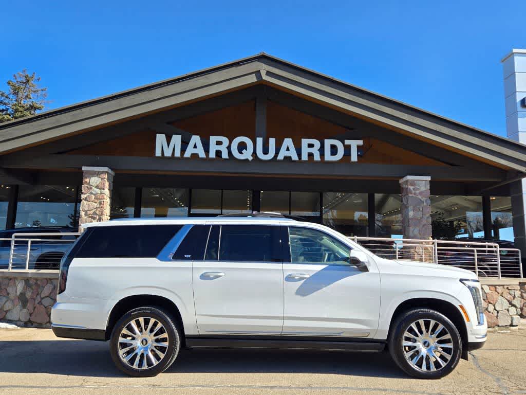 2025 Cadillac Escalade ESV