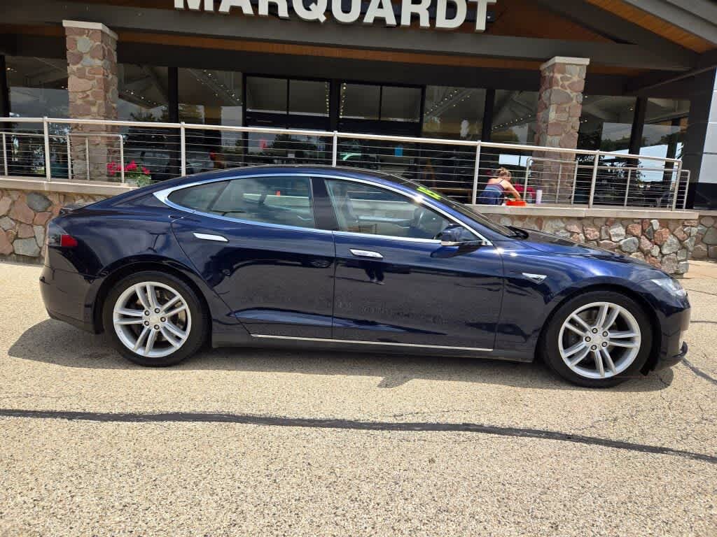 2015 Tesla Model S 85D in Blue — front three-quarter view